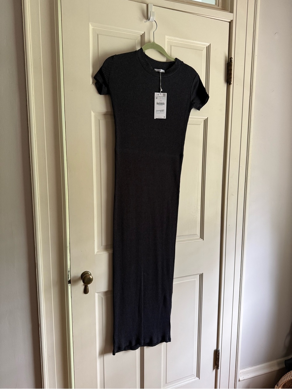 Zara Black Ribbed Short-Sleeve Maxi Dress size M